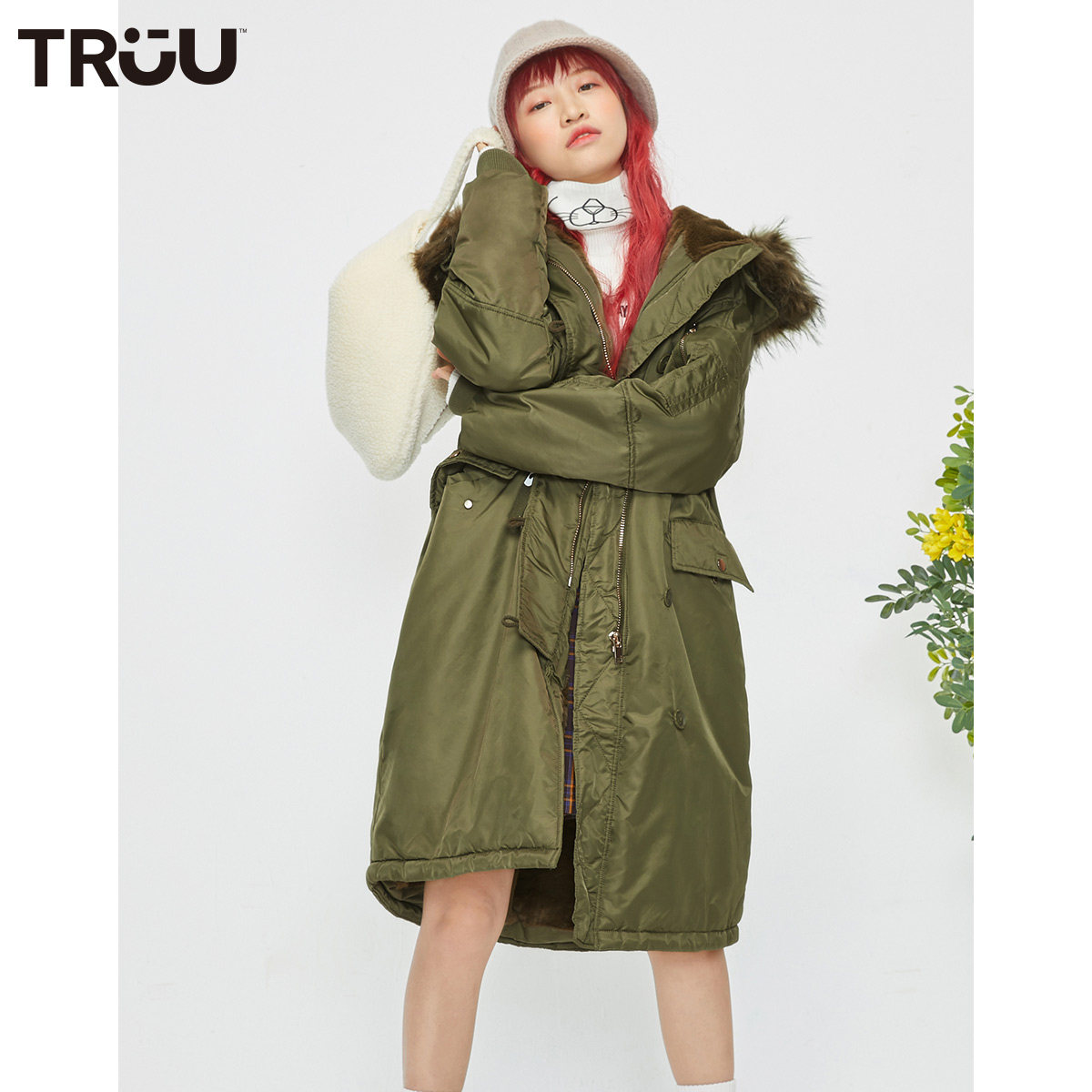 TRUU秋季新款抽绳字母连帽长款棉服女|T19322516