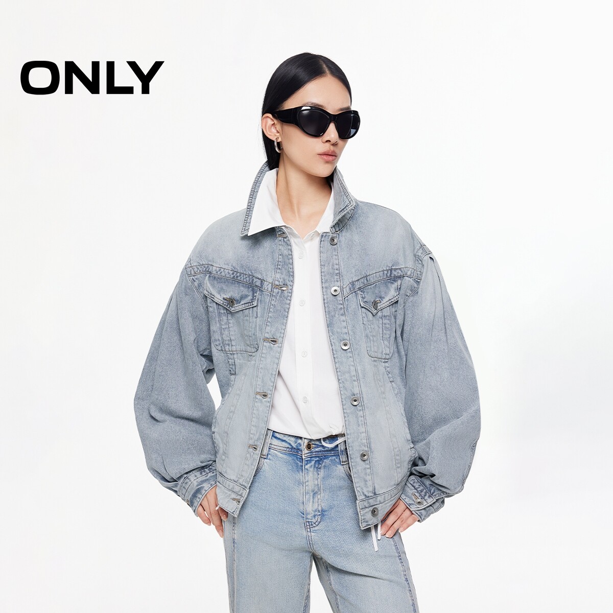 【ONLY奥莱】春夏新款街头酷感复古磨白水洗浅蓝色做旧牛仔外套女