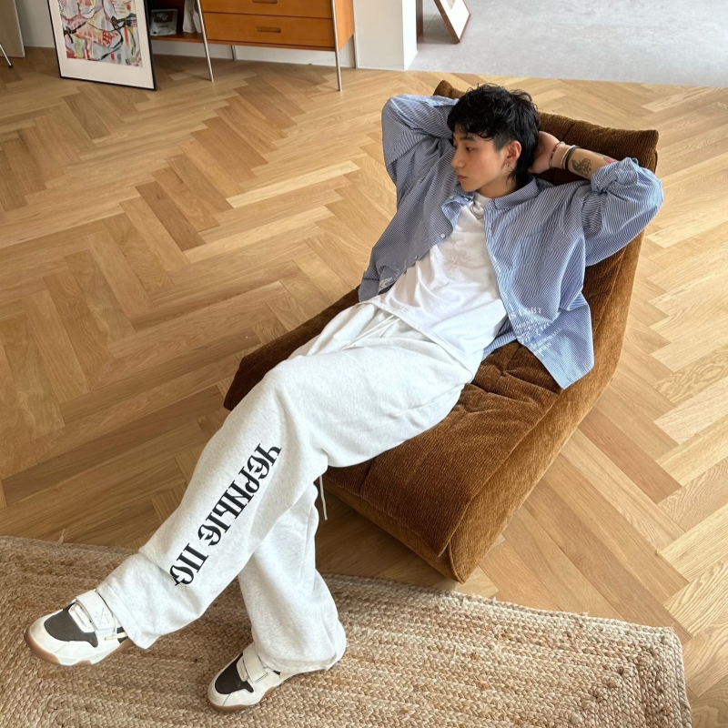 YEEZY侃爷俄文字母宽松直筒卫裤