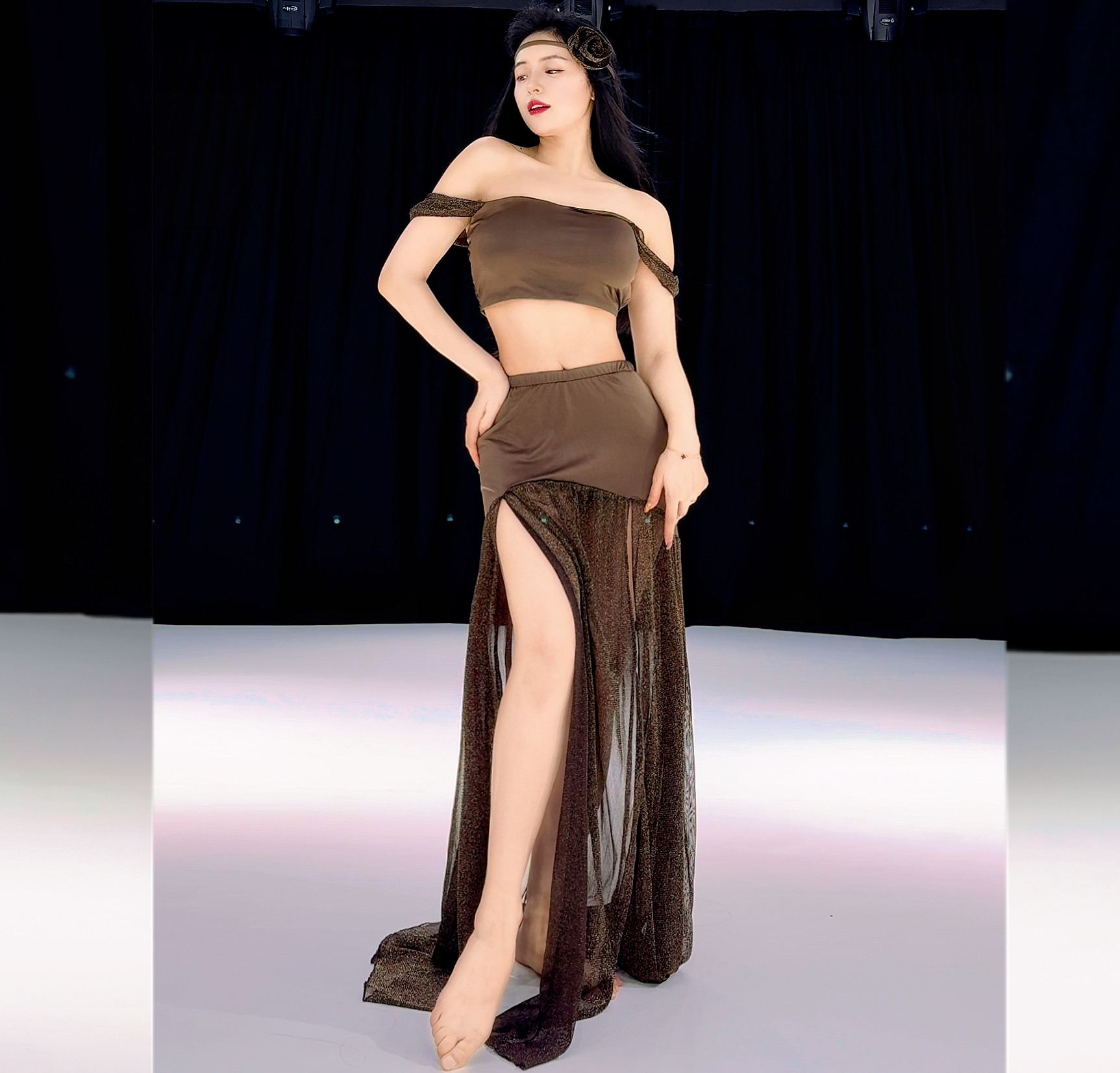 悦梦风璐肚皮舞新款高级大码演出套装显瘦表演服练功服