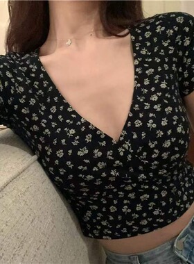 Plus Size Y2K Vintage Floral Crop Top T-shirt Women Cropped