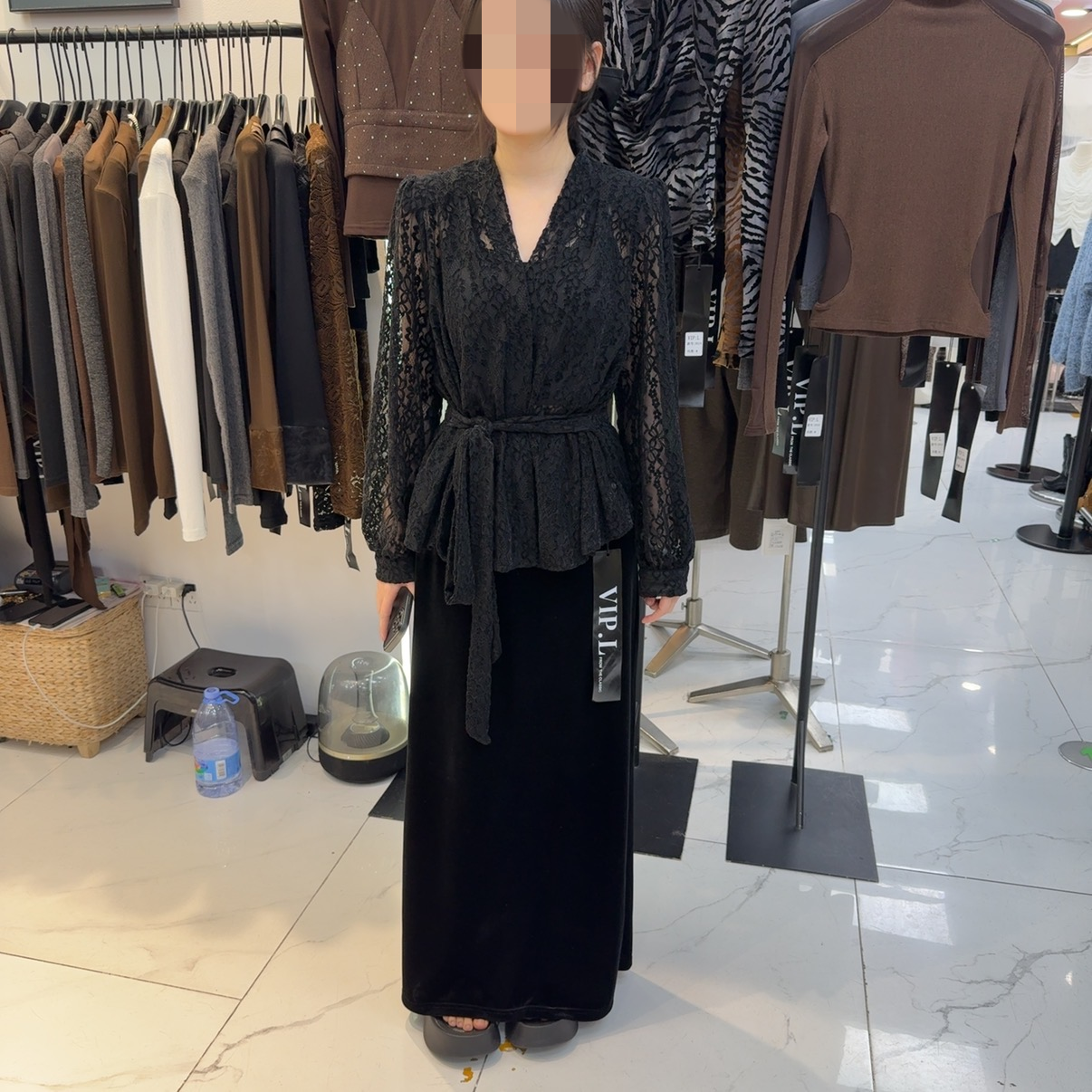 秋冬韩版蕾丝绑带上衣半身裙套装