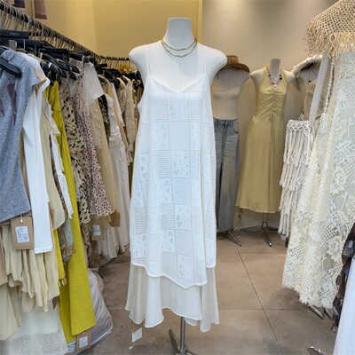 时尚度假风小设计吊带连衣裙女