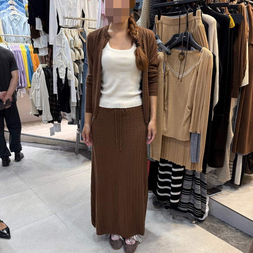 韩版针织开衫吊带背心半身裙套装