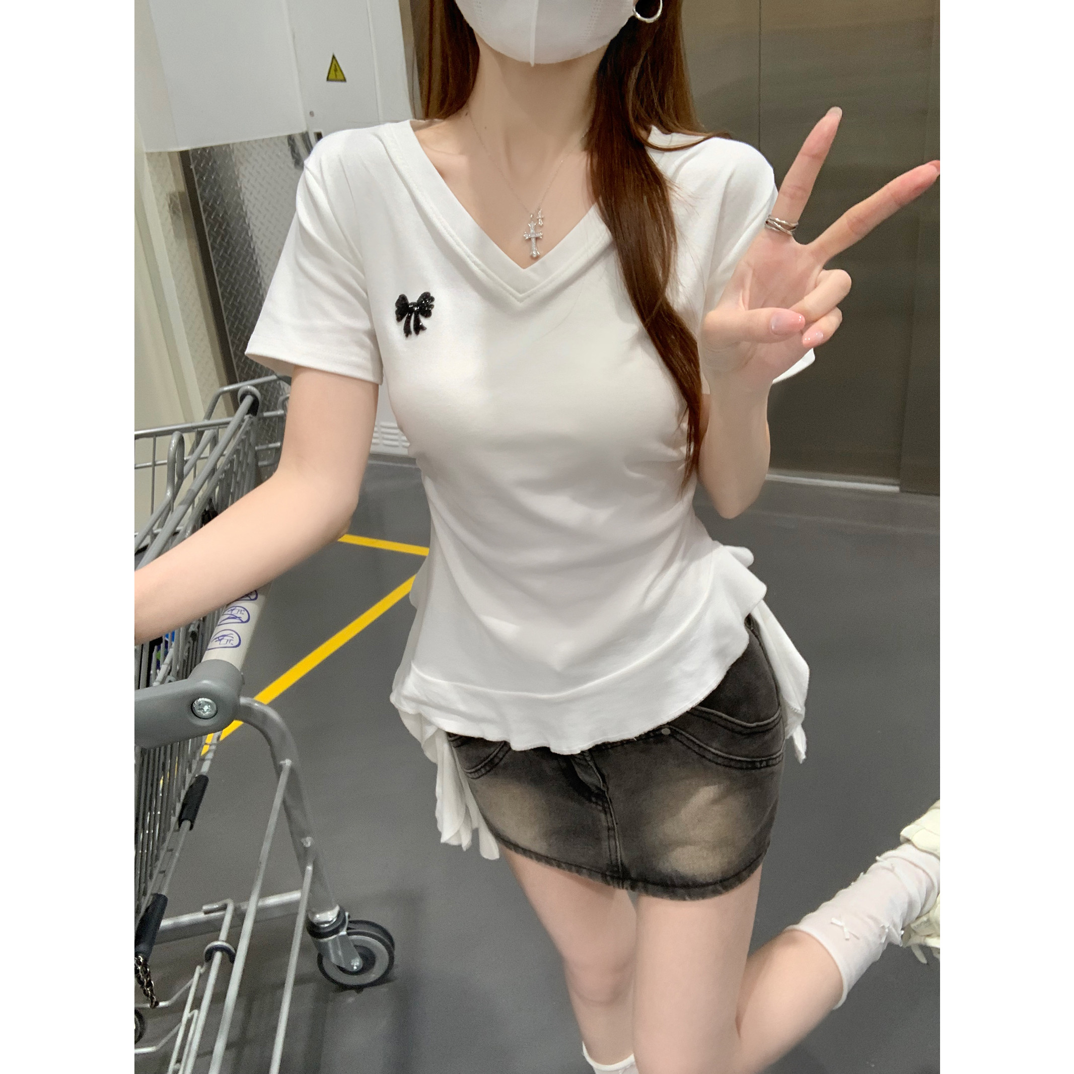 实拍纯棉螺纹220克短袖t恤女装夏新款飘带蝴蝶结显瘦V领上衣