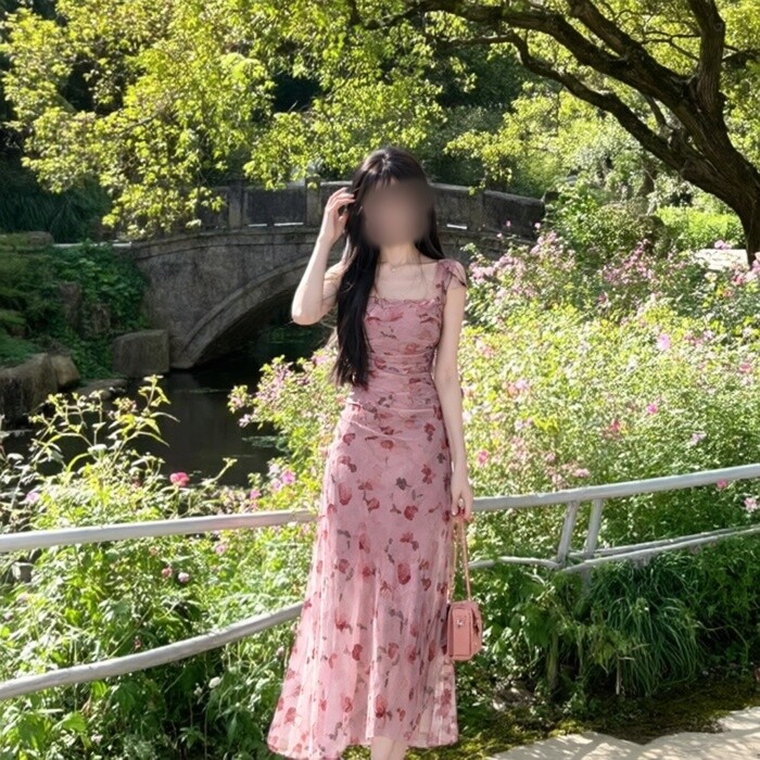 粉色吊带碎花连衣裙女夏季新款仙