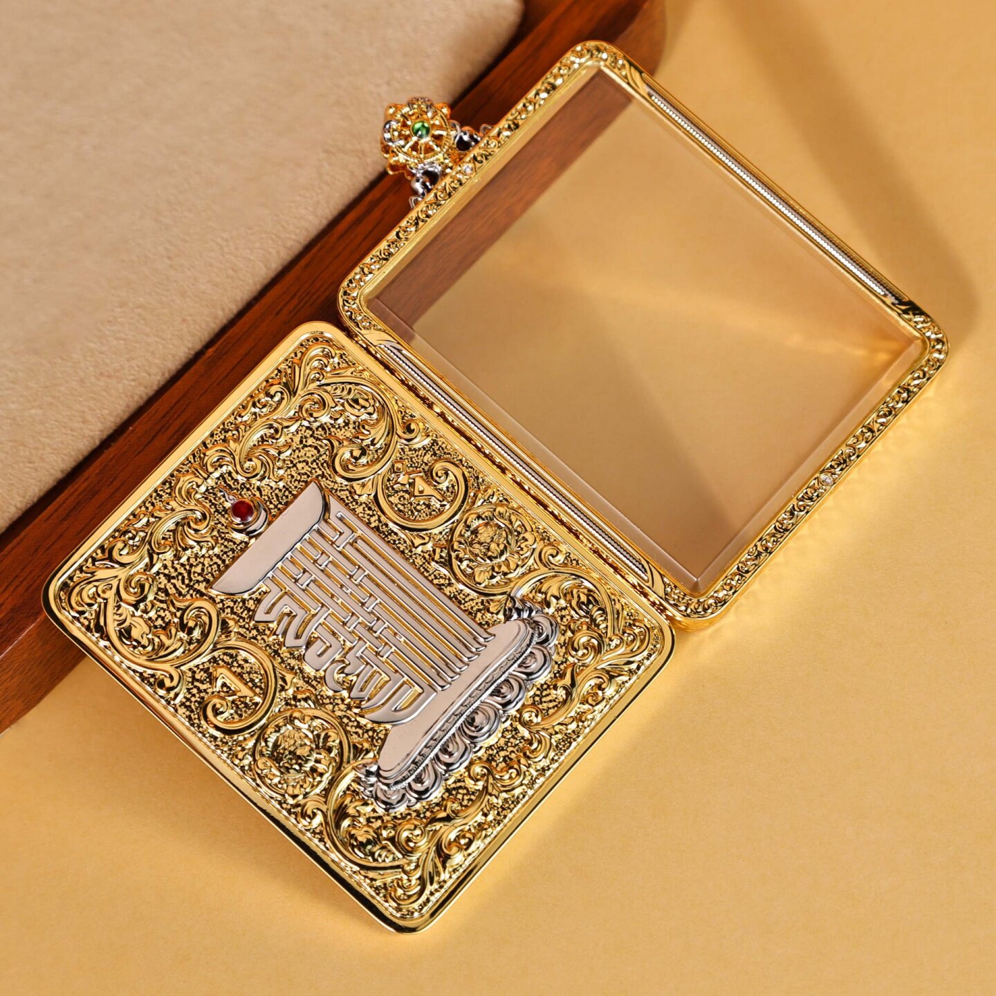 新款唐卡壳子高端铜镀金佛塔吊牌佛牌外壳唐卡盒保色4*5嘎乌盒子