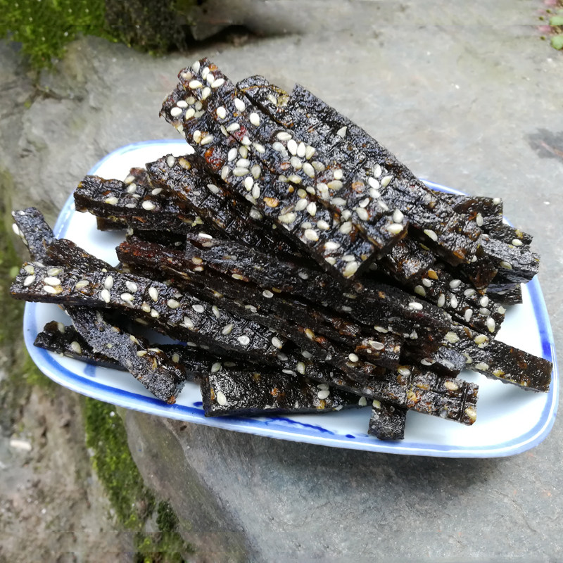 婺源特产茄子粿250克软微辣农家自制辣条上饶江西茄子干香辣零食