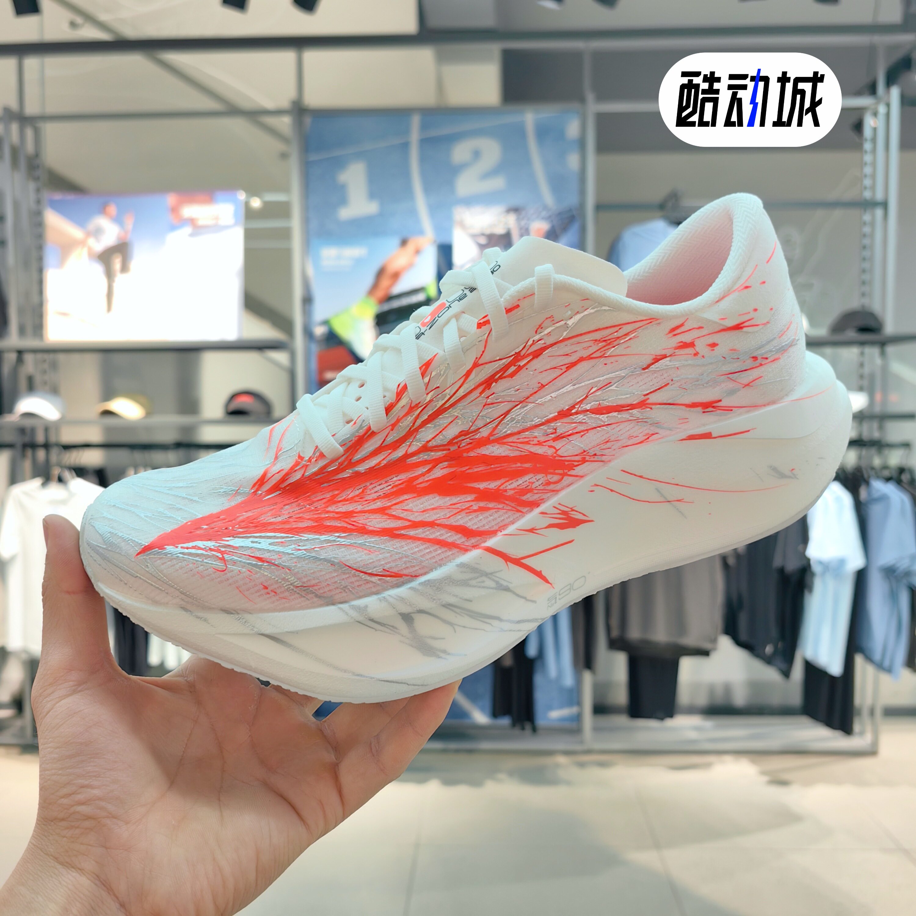 安踏二区心率90 心跳丨轻质无板跑鞋男子竞速比赛运动鞋112625579图片