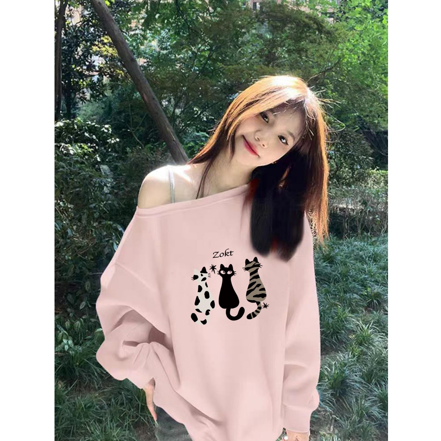 猫咪印花宽松套头休闲斜领露肩卫衣女2025秋季美式小众粉色上衣潮