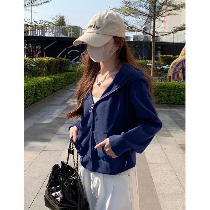 初秋短款卫衣外套女2025新款藏蓝色休闲运动开衫薄款连帽拉链上衣