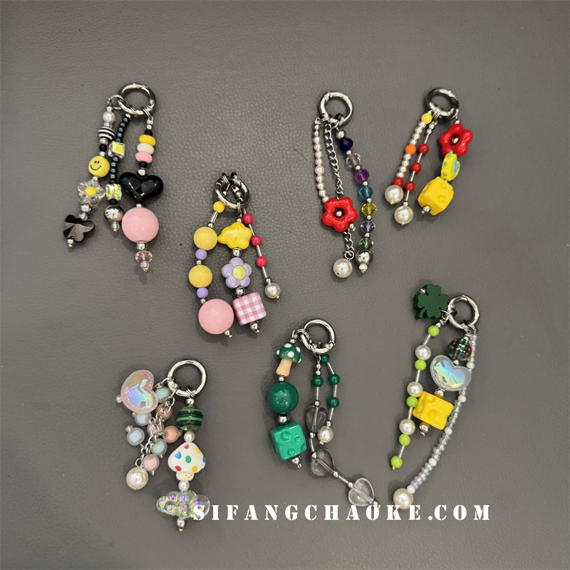 初秋爱心花朵串珠车钥匙扣手机壳挂绳书包挂链书包耳机套U盘挂链,服饰配件/皮带/帽子/围巾,钥匙扣,淘宝优惠券,粉丝福利购,淘宝优惠卷