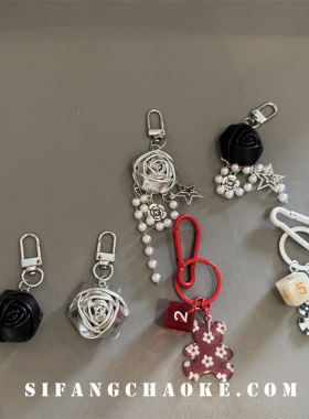 玫瑰花编织皮质挂件车钥匙扣手机壳挂件CDD饰品创意小饰品