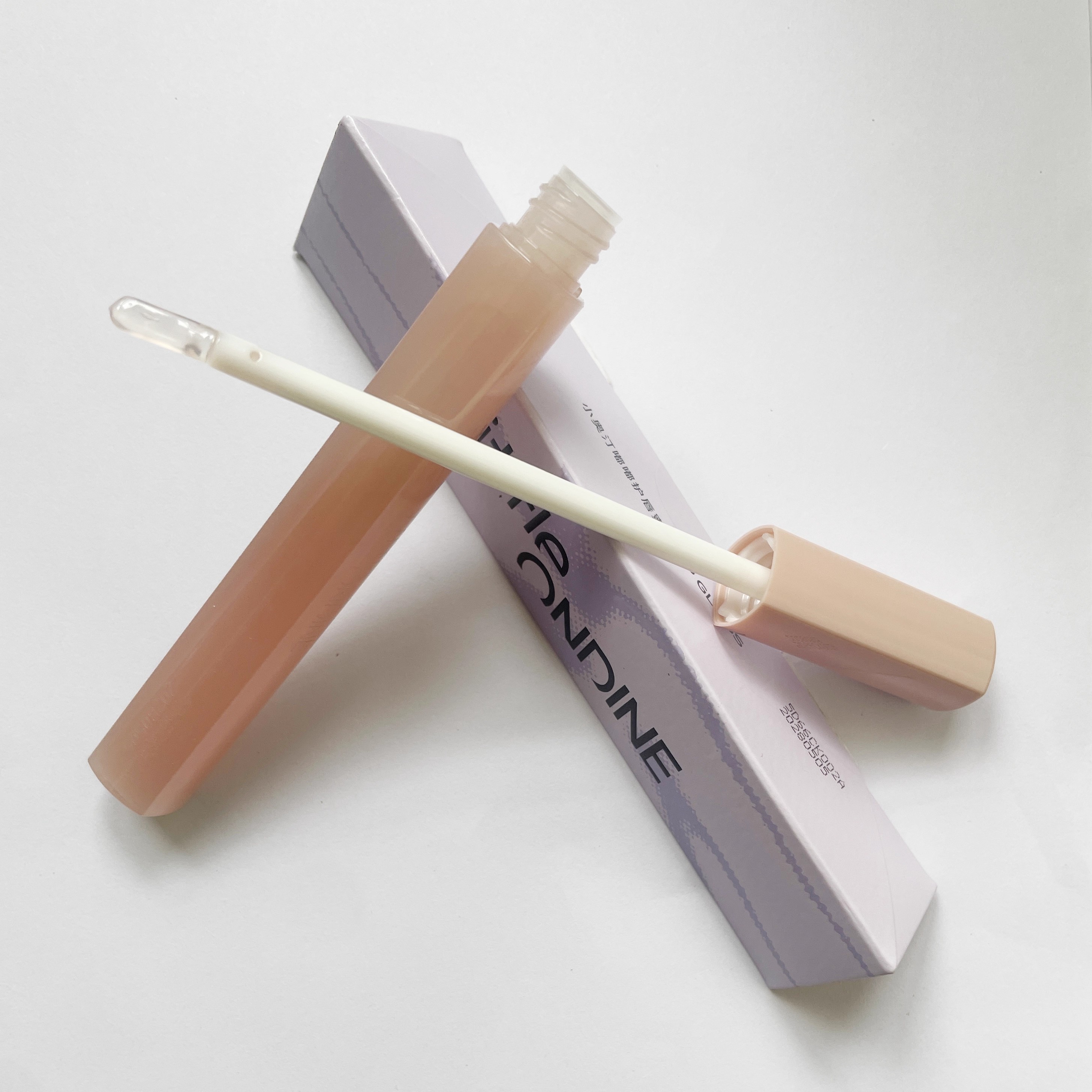 小奥汀嘟嘟护唇蜜滋润保湿护唇膏