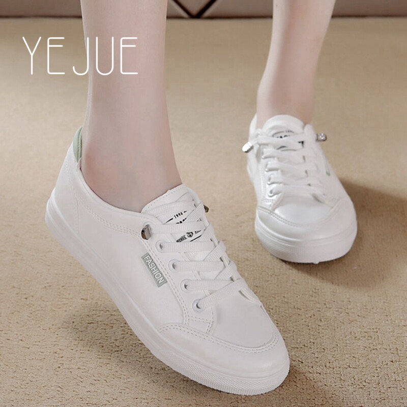 小白鞋女2024新款夏季网面百搭爆款鞋子平底真皮板鞋透气女鞋