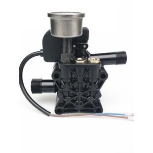 高压清洗机泵头总成配件通用自停泵盖泵体洗车机黑猫普兰迪通用