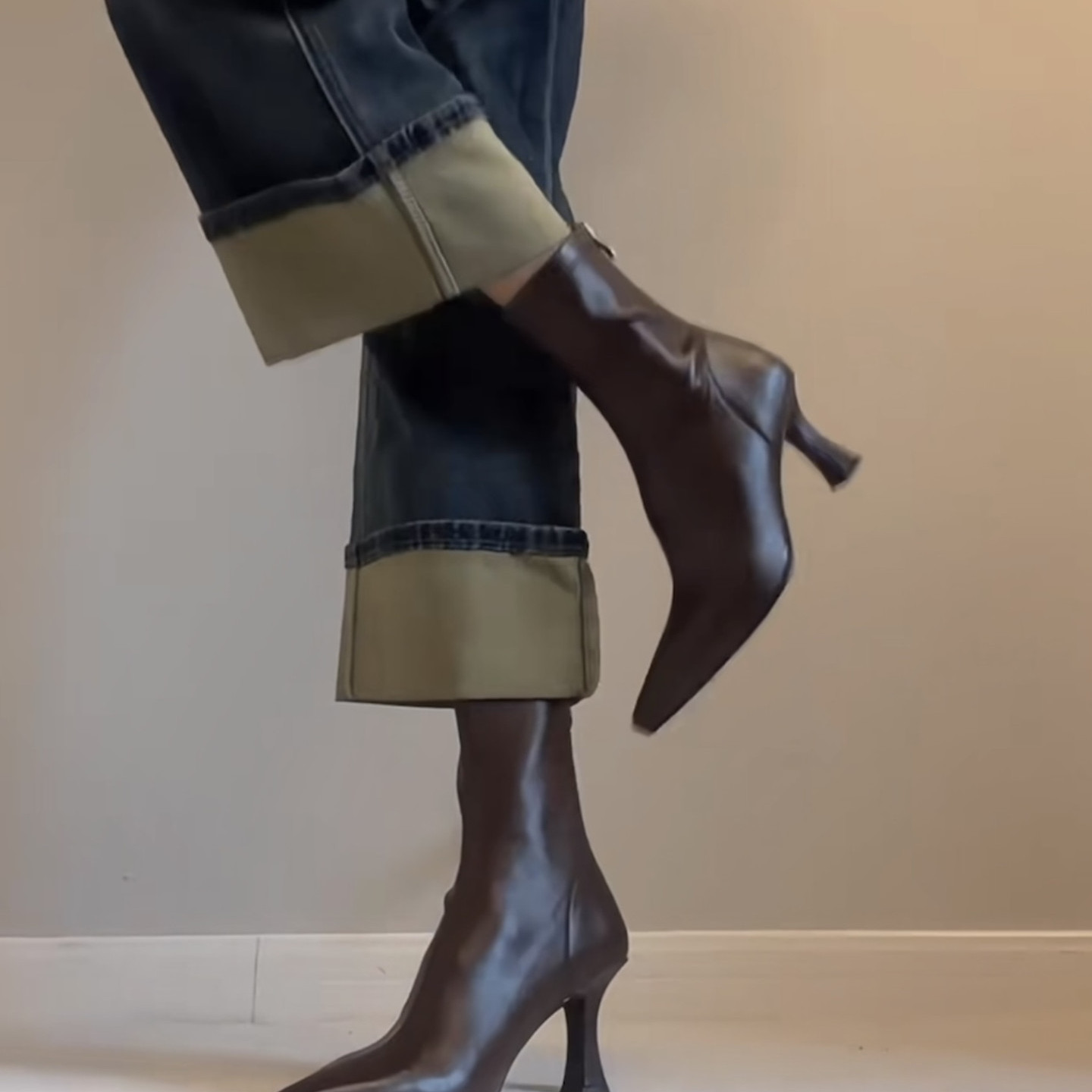 细跟弹力瘦瘦靴高跟加绒马丁靴