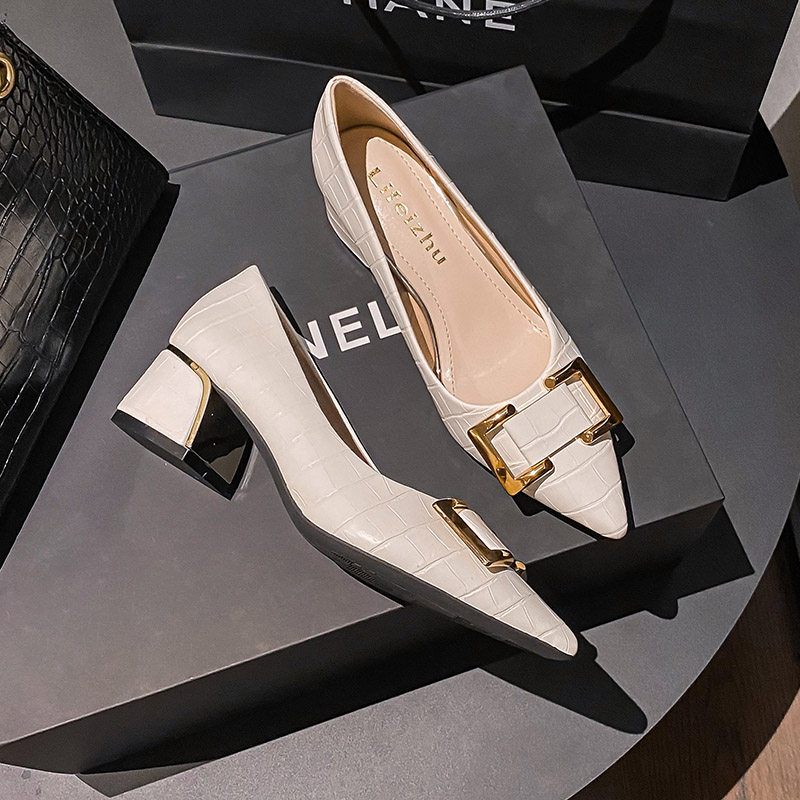 小香风粗跟单鞋女2025夏季新款法式中跟晚晚鞋大码真皮尖头高跟鞋,女鞋,浅口单鞋,淘宝优惠券,粉丝福利购,淘宝优惠卷