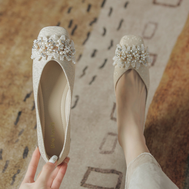 真皮单鞋女2025春夏新款伴娘鞋英伦风方头浅口平底软底大码奶奶鞋,女鞋,浅口单鞋,淘宝优惠券,粉丝福利购,淘宝优惠卷