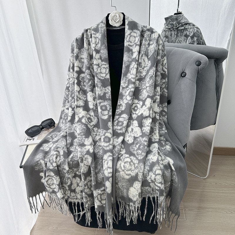 秋冬印花围巾加厚保暖围脖2025新款仿羊绒高级感文艺复古披肩