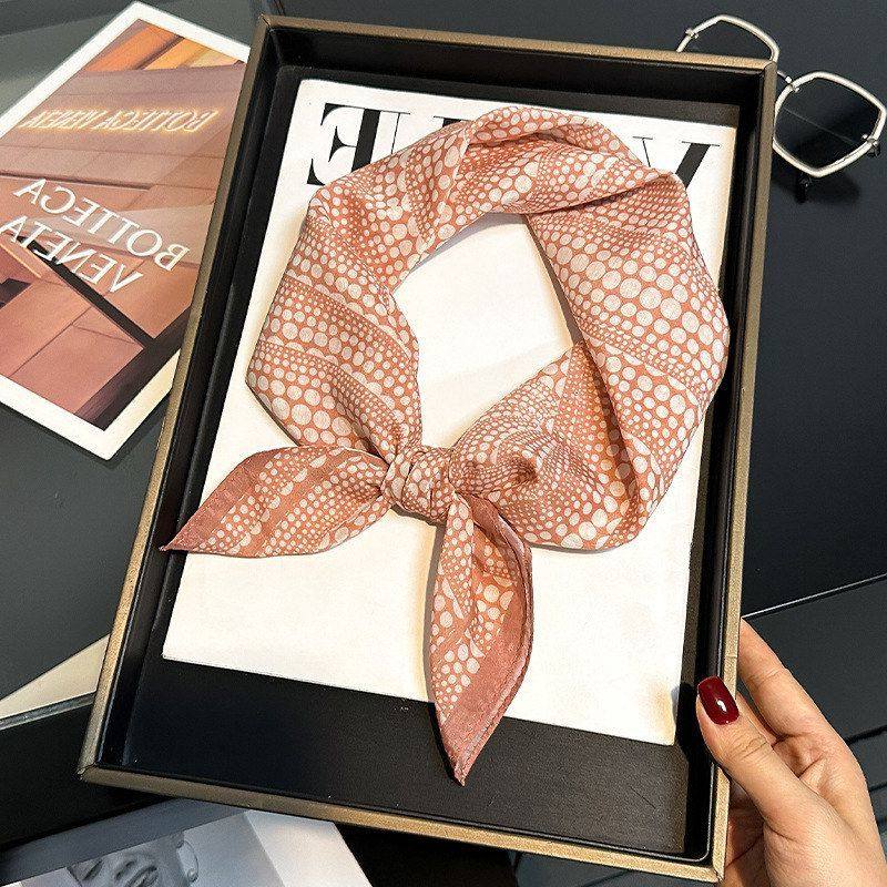 新款韩版波点桑蚕丝小方巾时尚OL百搭真丝丝巾女春秋薄高档围巾