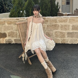 法式气质蓬蓬A摆无袖吊带连衣裙女春夏沙滩海边度假穿搭公主短裙