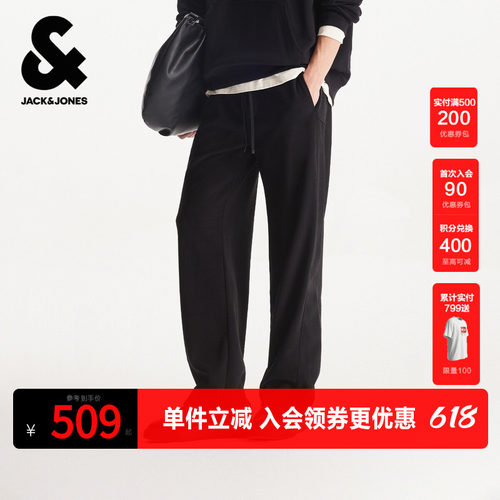 略宽松版型；抽绳松紧腰头；双侧插袋；