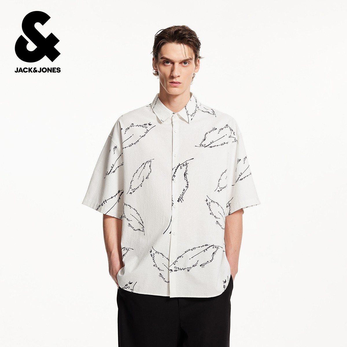 杰克琼斯奥特莱斯男装夏季新款全棉满印宽松休闲尖领短袖休闲衬衫