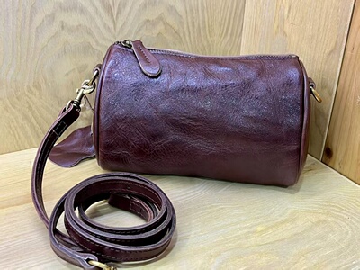 2026新款孟加拉头层树膏牛皮枕头包时尚复古百搭单肩斜挎包