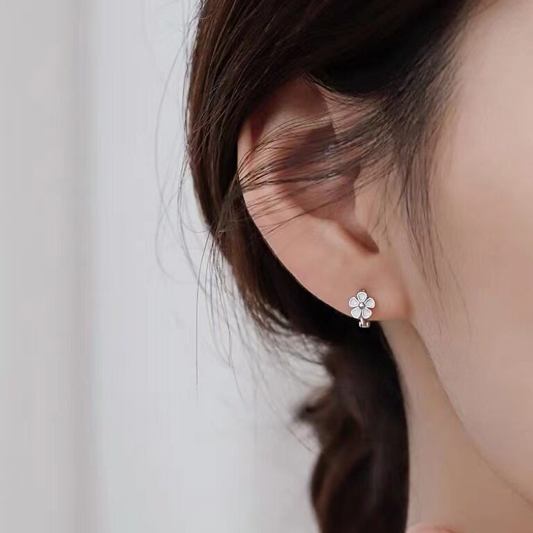 s925纯银花朵耳圈女2026年新款潮