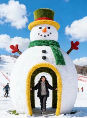仿真绿雕工艺品定制户外景区滑雪场绿雕雪人造型景观网红打卡拍照