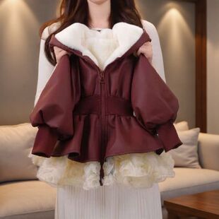 2025女童加绒加厚女童红色保暖蓬蓬纱连帽皮衣外套拜年服韩版百搭