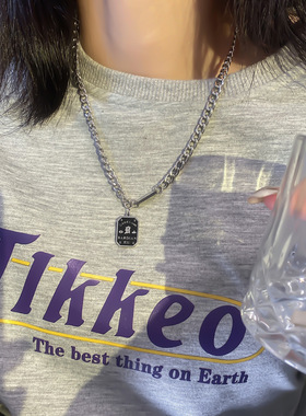 黑色字母方牌拼接钛钢方牌拼接