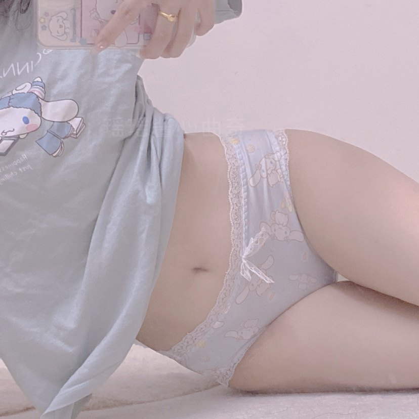 女生可爱玉桂狗内内日系印花牛奶丝蕾丝边性感内裤洛丽塔甜美胖次