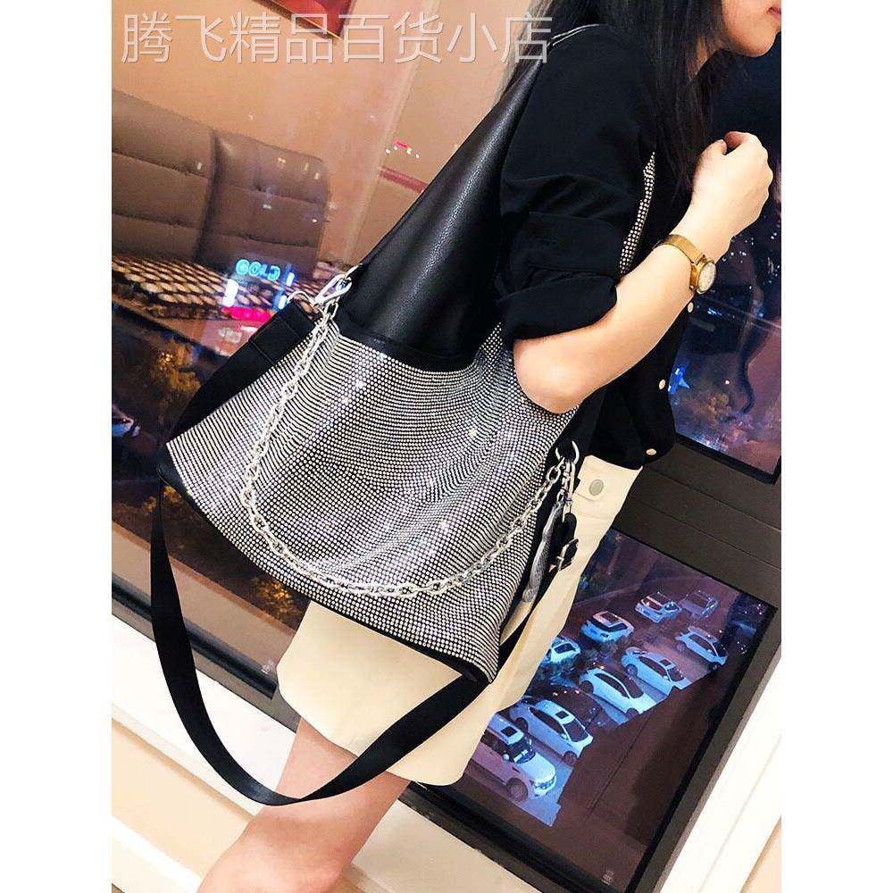 香港潮包代购2025新款真皮女包水钻大包时尚镶钻个性大容量单肩包