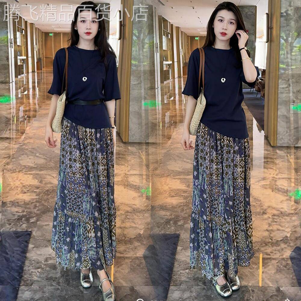 时尚洋装套装女2026夏季新款不规则短袖T恤碎花半身裙两件套潮