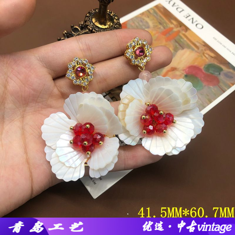 铜材质气质镶嵌莱茵石百搭母贝花