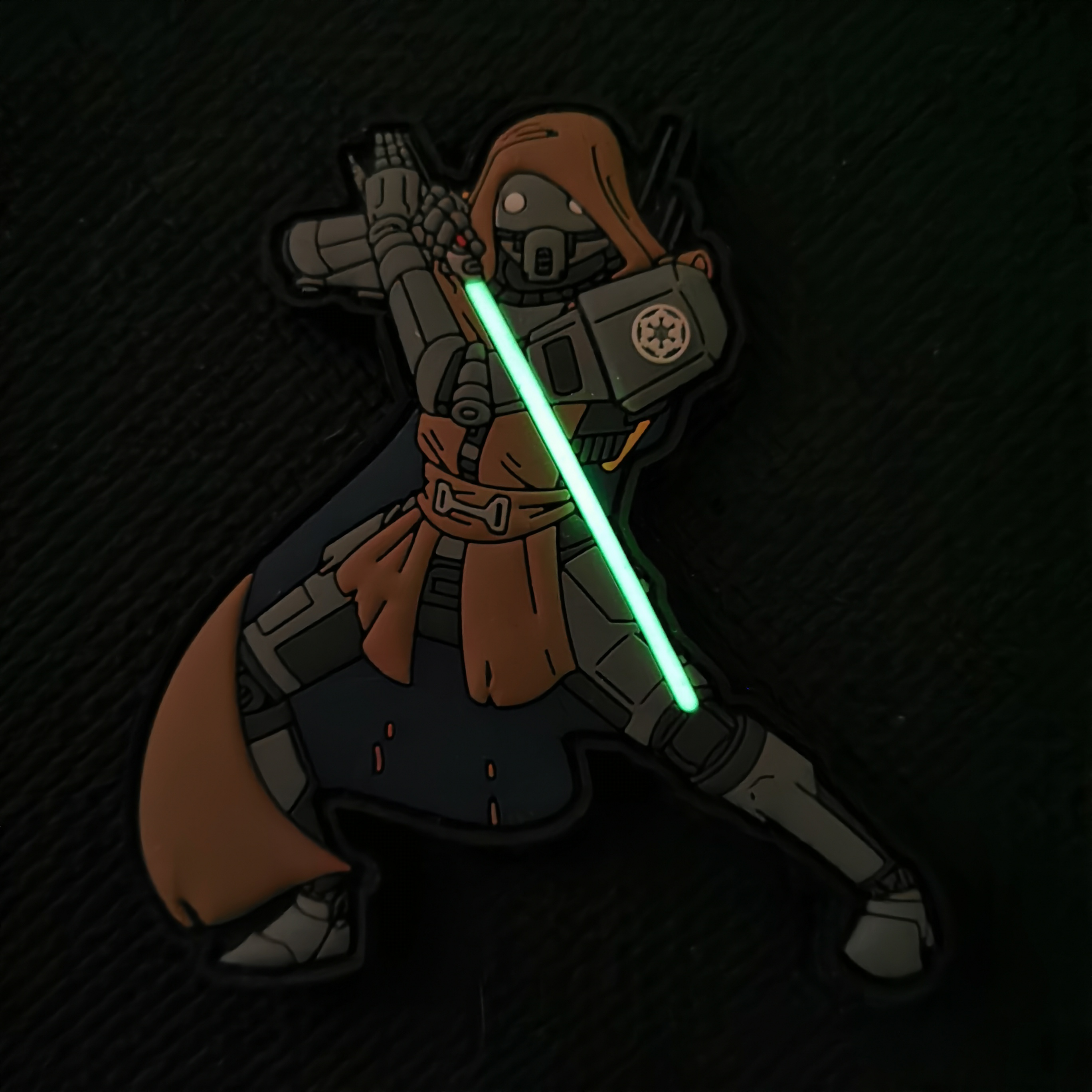 德国夜光章个性魔术贴徽章背包