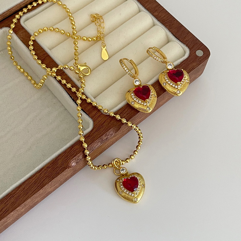 小众耳环套装大气欧美风爱心长款