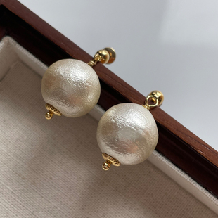 许大晴同款 复古风圆形棉花珍珠耳环欧美优雅赫本港风vintage耳饰