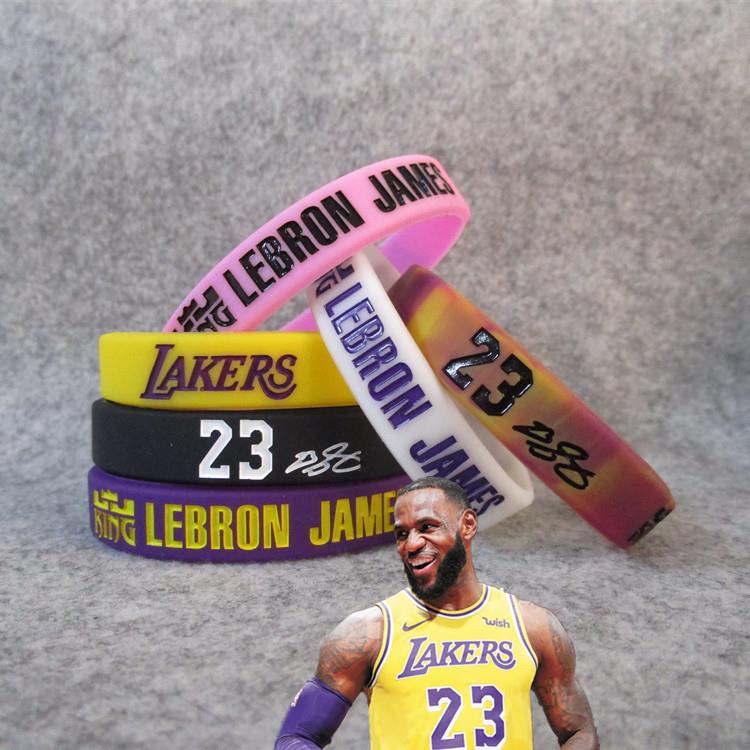 ［詹姆斯手环］篮球球星湖人队小皇帝勒布朗签名夜光硅胶腕带手链