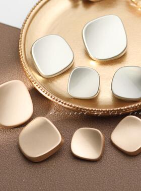 方形金属纽扣凹面四方扣子金色西服扣女百搭外套大衣扣精致衣服扣