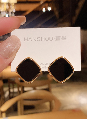 S925银针黑色方块耳钉2025新款爆款简约日常百搭耳环复古几何耳饰