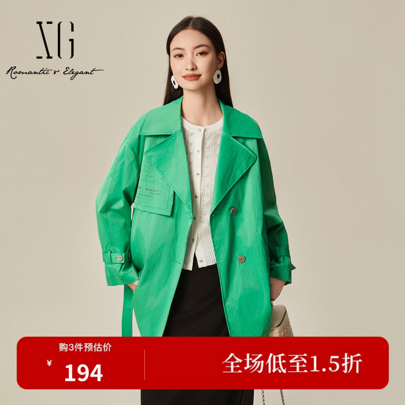 XG雪歌XJ108004A441绿色大翻领风衣时尚春季新款中长款长袖外套女