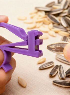 3pcs Plastic Melon Seed Shell Opener, Kitchen Gadget. Suitab
