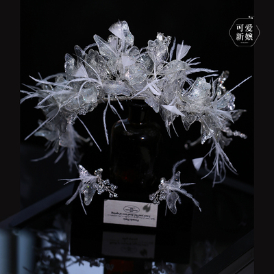 新娘精致灵动羽毛婚纱高级感皇冠