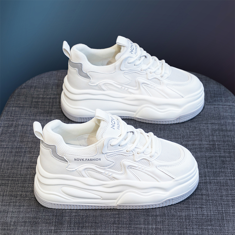 内增高8cm小白鞋女春季爆款板鞋