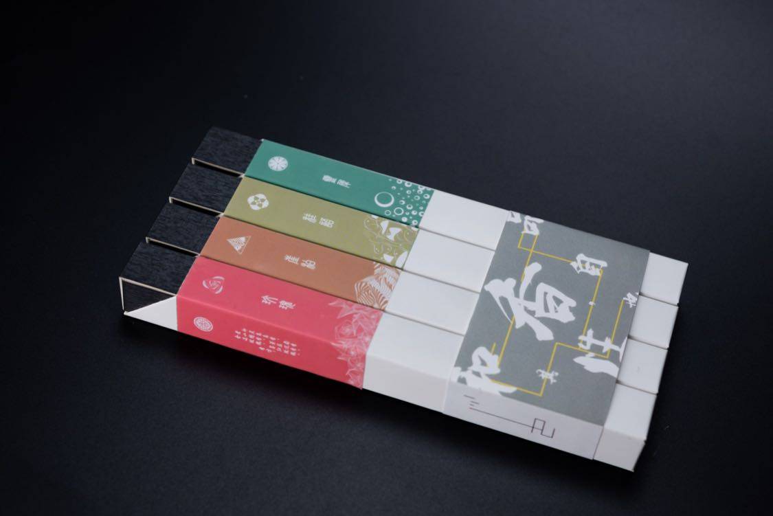 和香线香四件套(灵犀,玫瑰,桂语,崖柏各20克)和香线香