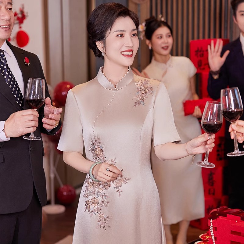yhfs7950气质妈妈婚宴礼服裙年轻喜婆婆装结婚新中式旗袍连衣裙