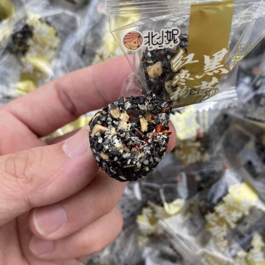 北小妮红枣枸杞黑芝麻丸5